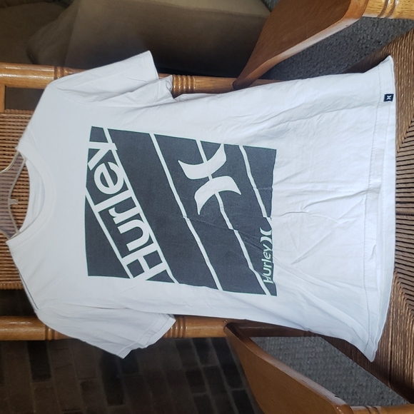 Hurley logo, short sleeve tshirt, size M - Picture 2 of 4